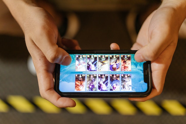 Broadcast Your Mobile Gaming Skills to the World with ViuLive